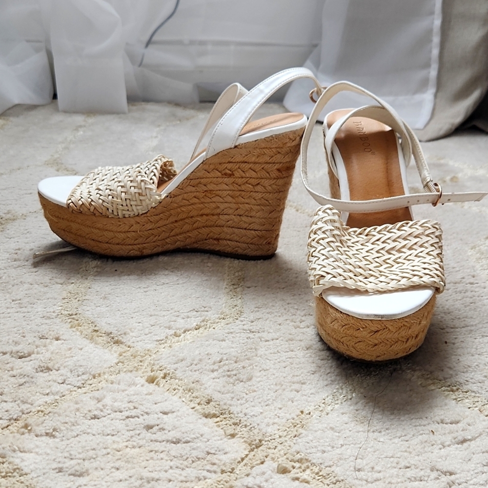 White wedges
